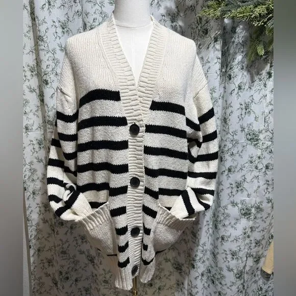 American eagle button down cardigan - Picture 1 of 5